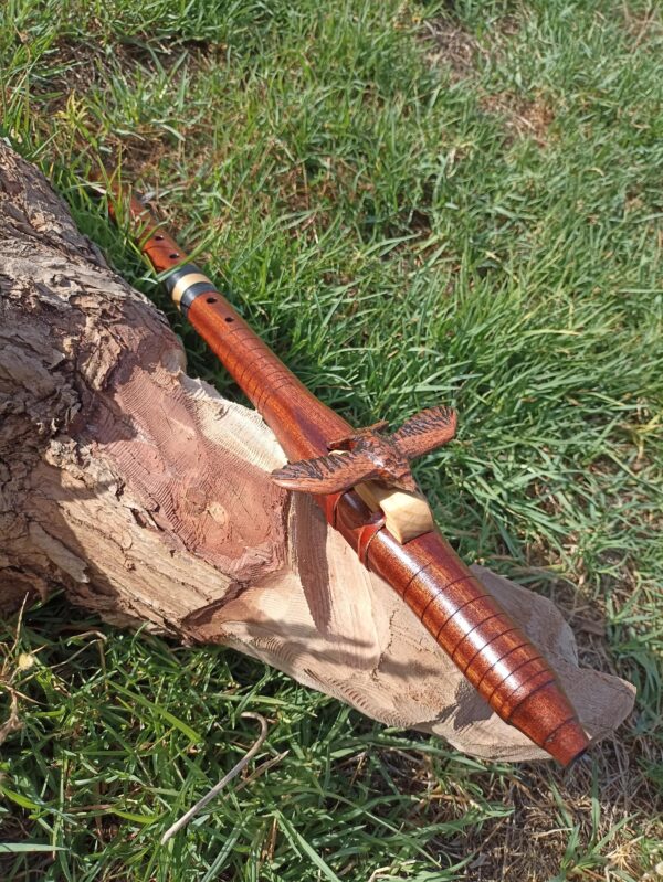 Mi (E) Sapele wood native american flute Eagle totem