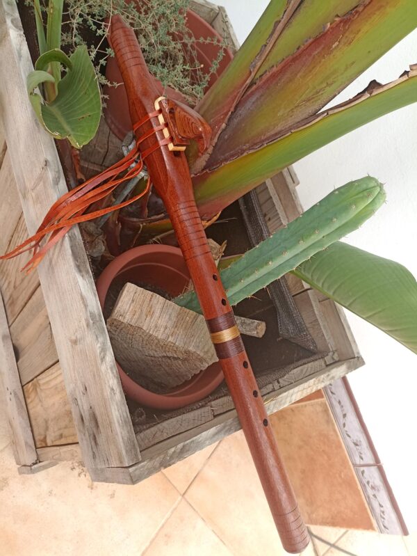 Mi (E) Sapele wood native american flute Eagle totem