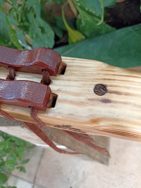 Mi (E) Pine wood drone native american flute with tiger eyes inlay