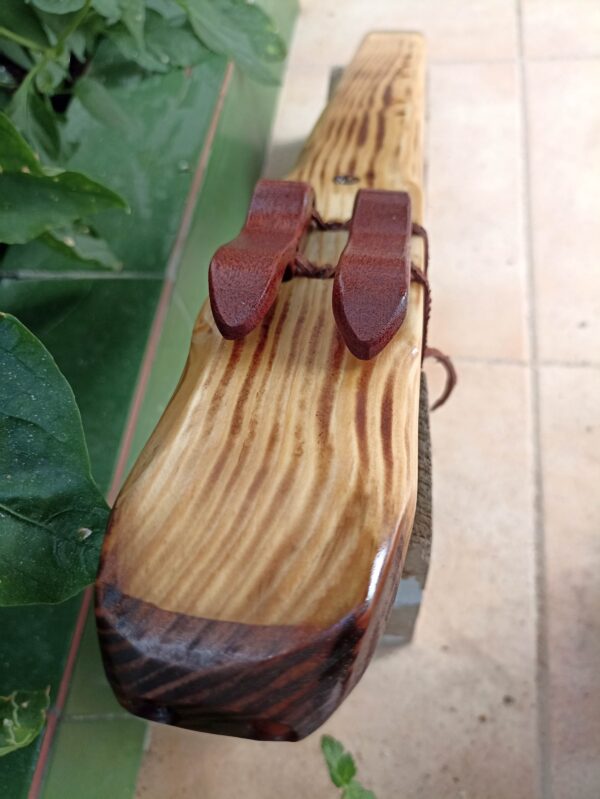 Mi (E) Pine wood drone native american flute with tiger eyes inlay