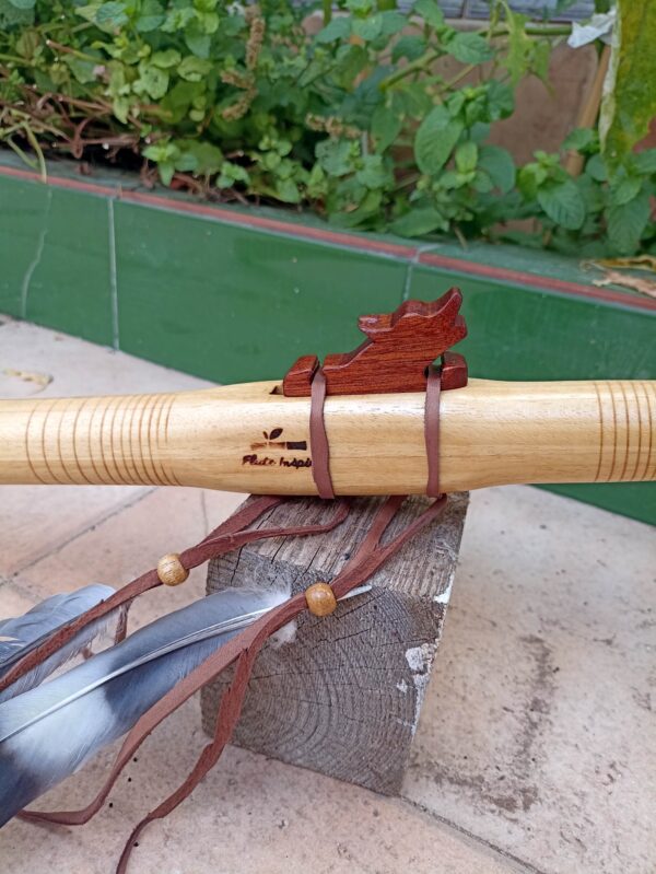 Re (D) Ayon wood native american flute wolf totem