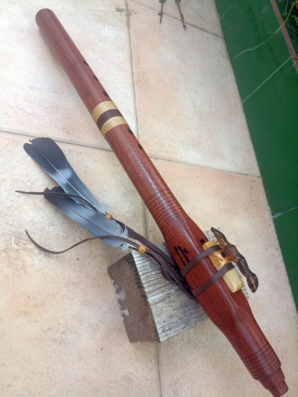 Mi (E) Sapele wood native american flute snake totem