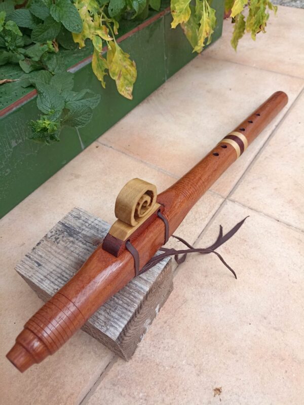 Fa (F) Huayruro wood native american flute