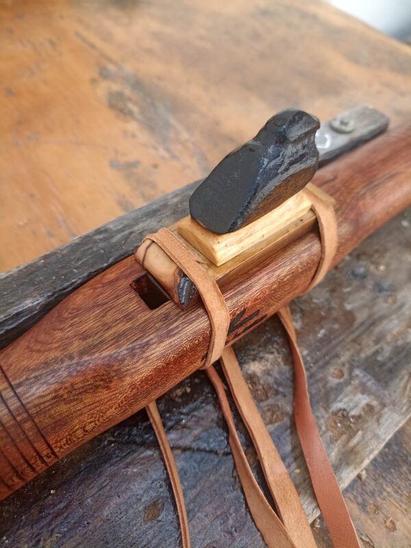 Mi (E) Sapele wood native american flute bird totem